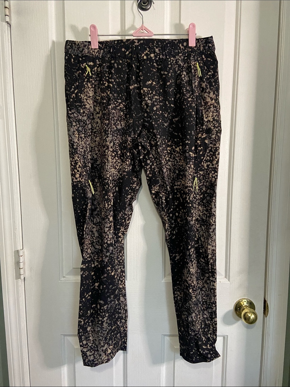 lululemon athletica Black with Beige Speckle Lined track pants
